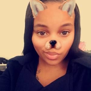 Meet your Posher, Denesha